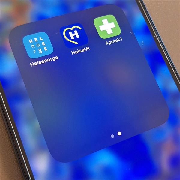 Mobil som viser apper for helsetjenester
